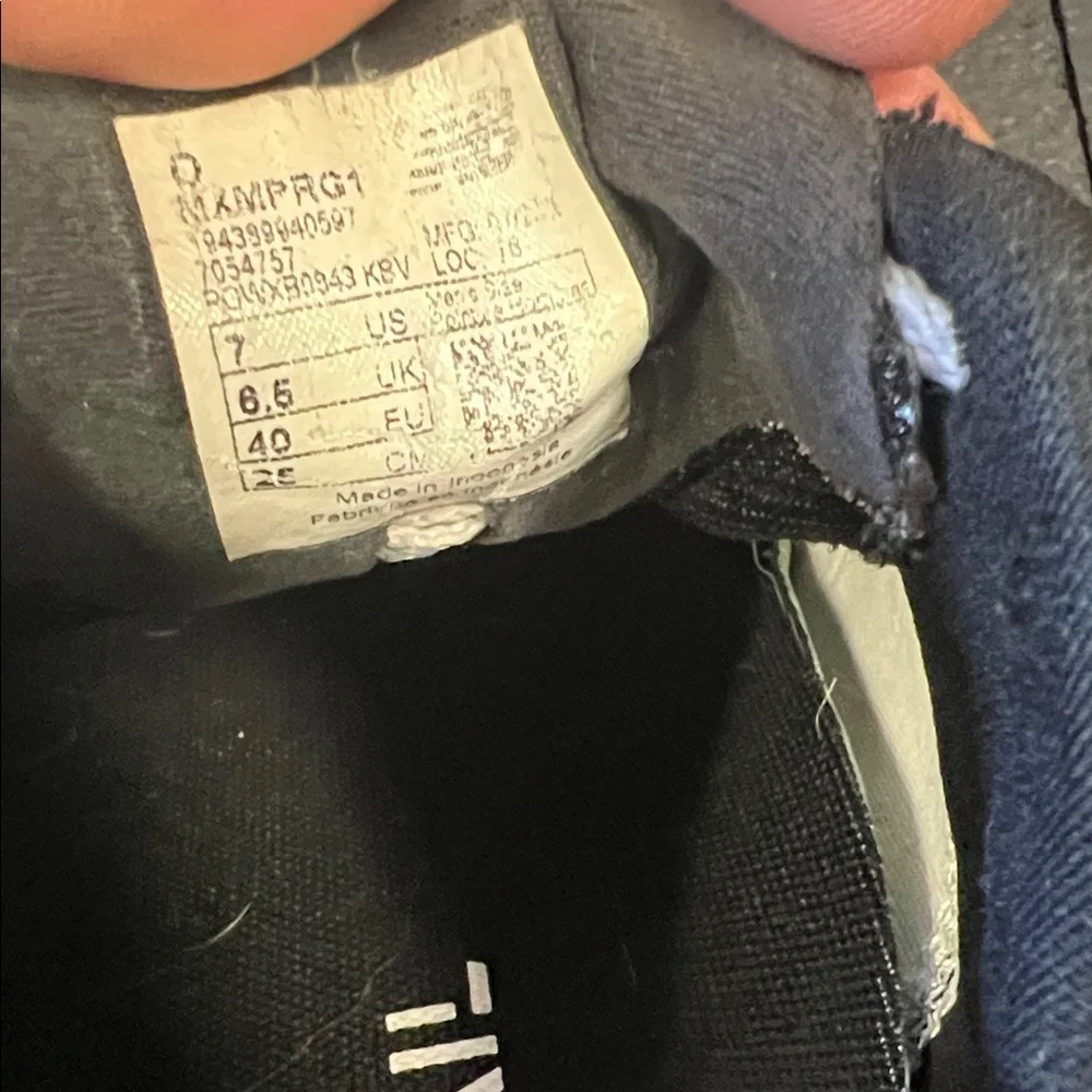 New Balance Black and White Minimus Shoes Gum Vibram soles! - Picture 3 of 9